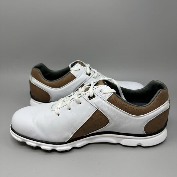 Athletic_Shoes